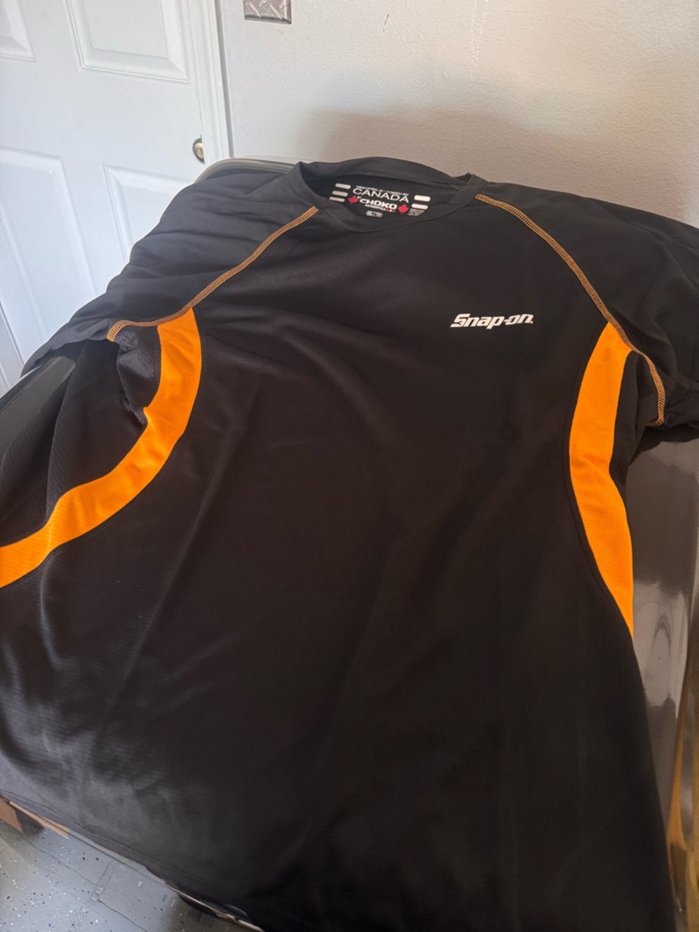 Snap-on Men’s Black & Orange Athletic Crew Shirt
